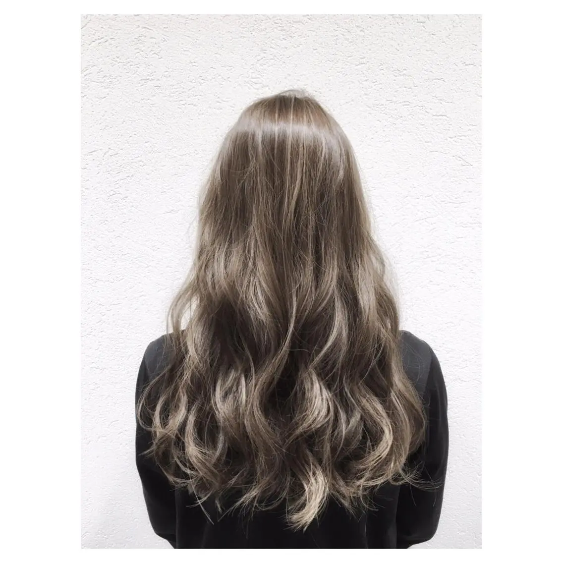 ロング カラー ハイライトカラー イルミナカラー ハイライト biscohair 髪にドラマを。のヘアスタイル