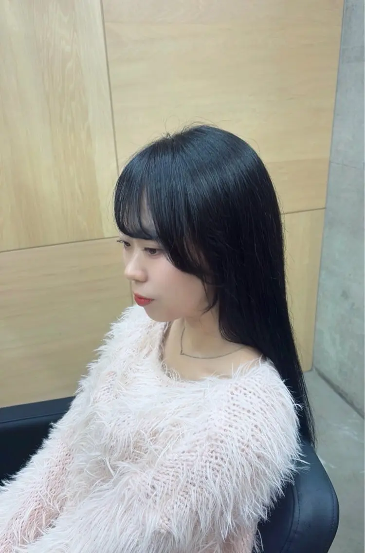 カラー Robe Nozomuのヘアスタイル