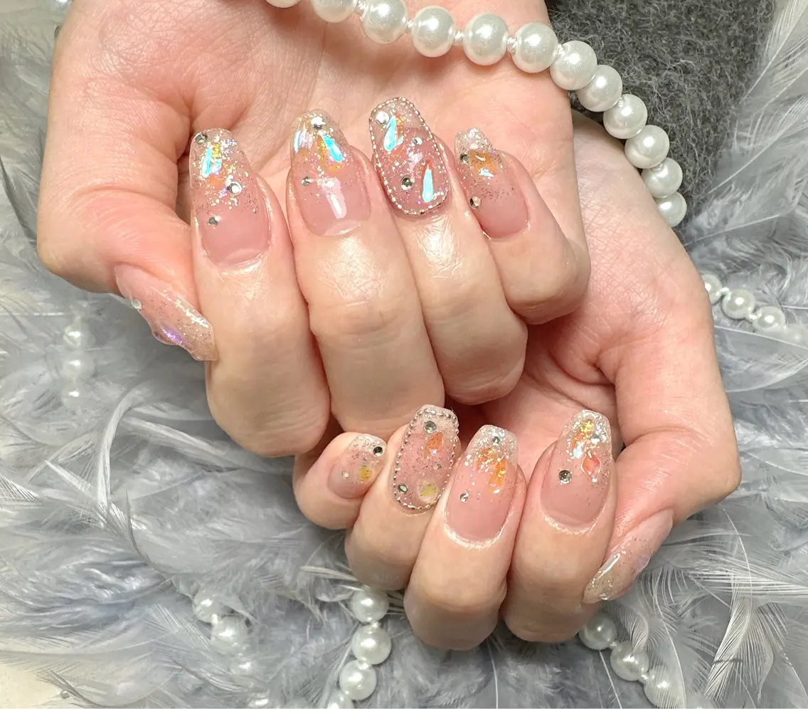 ネイル ジェルネイル キラキラネイル 持ち込み パラジェル ワンホンネイル ハンドネイル Pretty Nail Salonのネイルデザイン