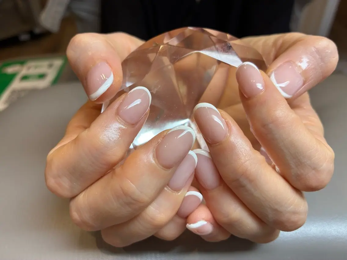 ネイル ハンドネイル ECRLN Atsumiのネイルデザイン
