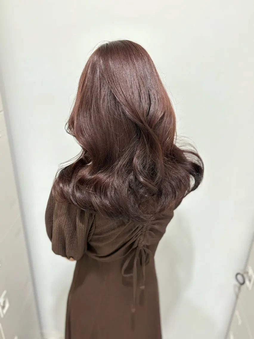 セミロング カラー 韓流トレンドヘア 🎀RINAKO🎀のヘアスタイル
