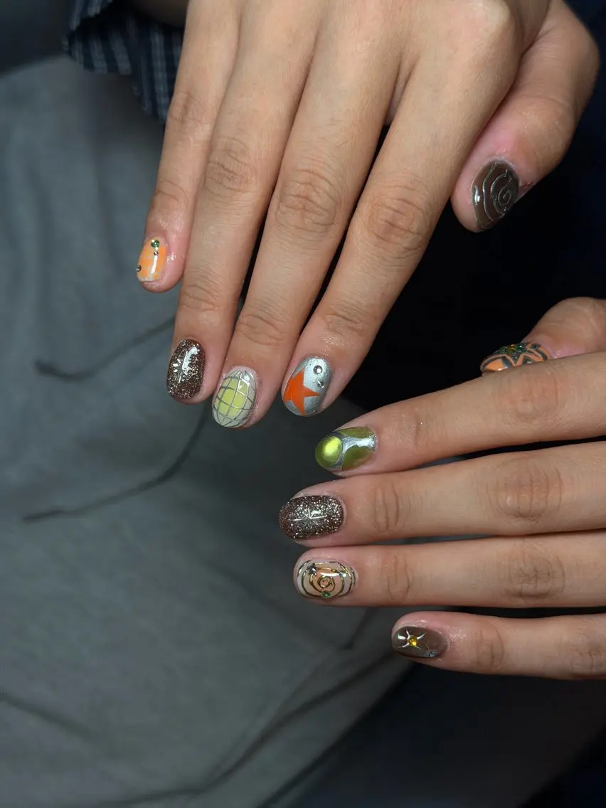 ネイル ジェルネイル キラキラネイル 韓国ネイル レース ロングネイル ハンドネイル CoMo Nailのネイルデザイン