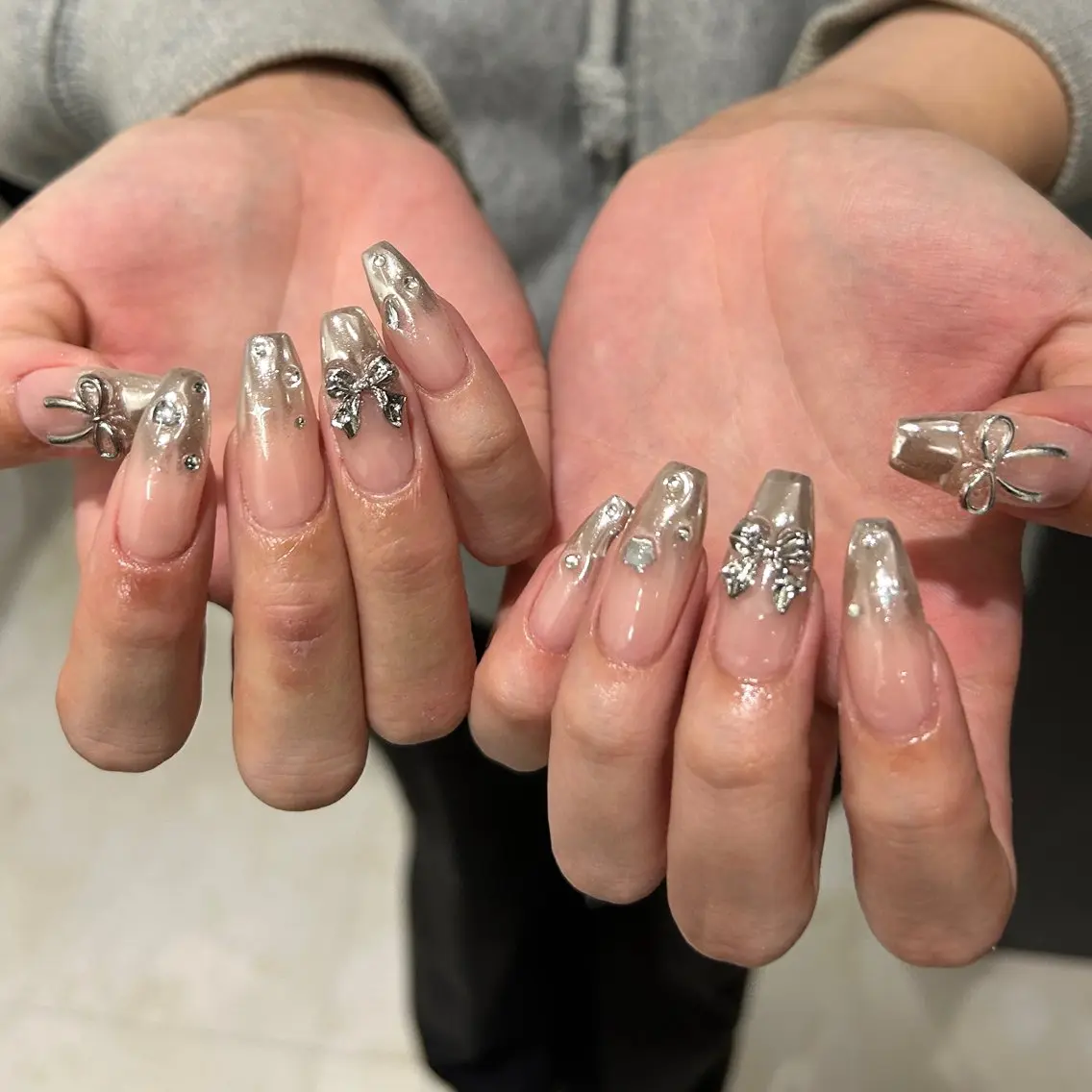 ネイル MODA MANAMIᵕ̈のネイルデザイン