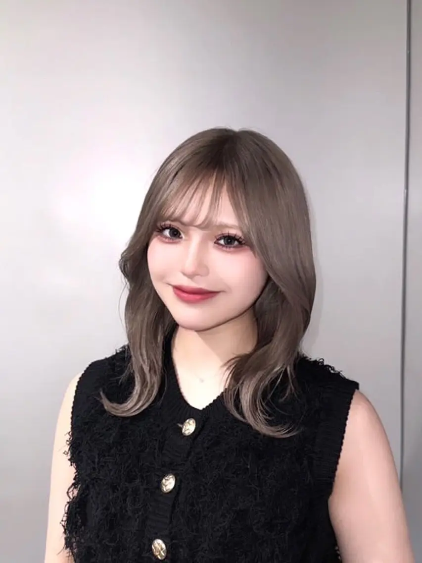 ロング カラー カット ヘアカラー トリートメント レイヤー×ブリーチ ×エクステ💫ひかるのヘアスタイル
