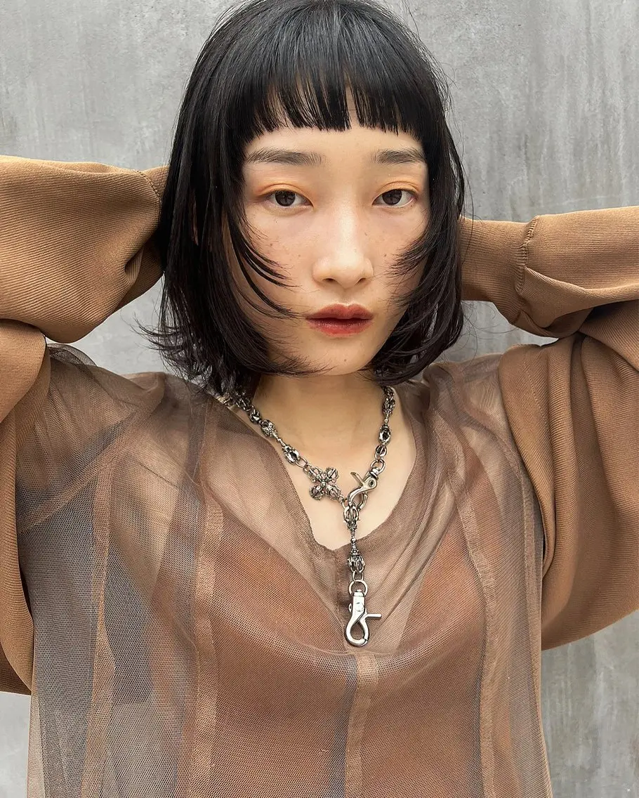 ミディアム カラー 圧倒的デザイン力 店長🎨RENAのヘアスタイル