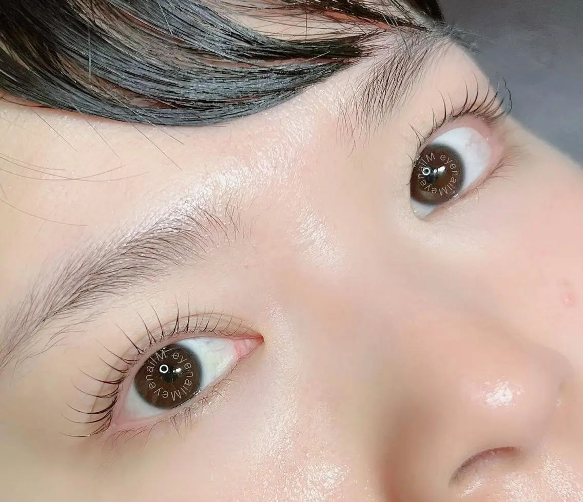 マツエク・マツパ 《eyenail M 》tsubakiの眉毛・アイブロウイメージ