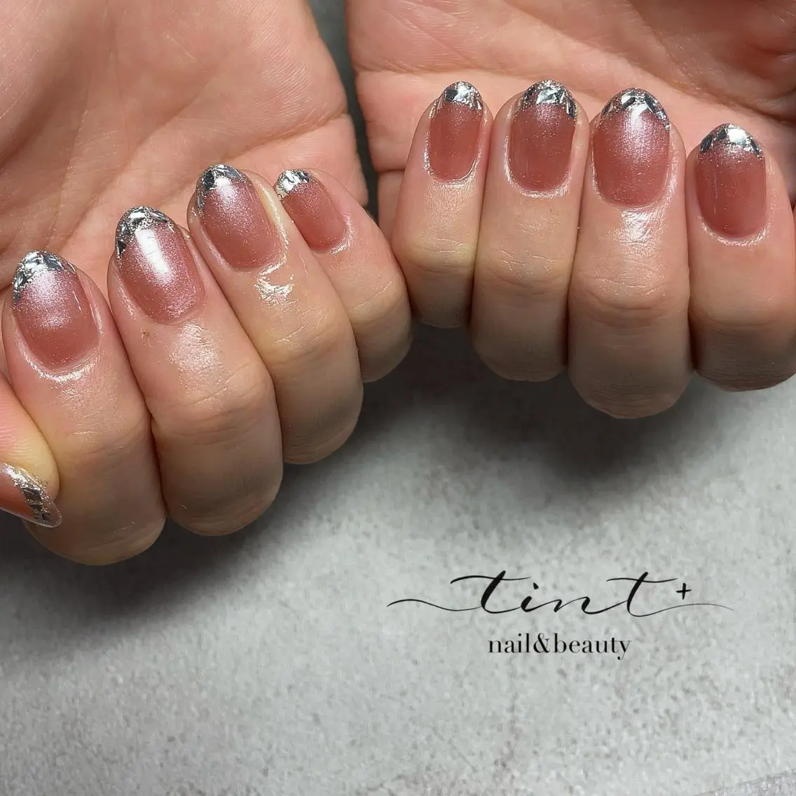 ネイル フレンチネイル ガラスフレンチ tint+ nail &beautyのマツエク・マツパデザイン