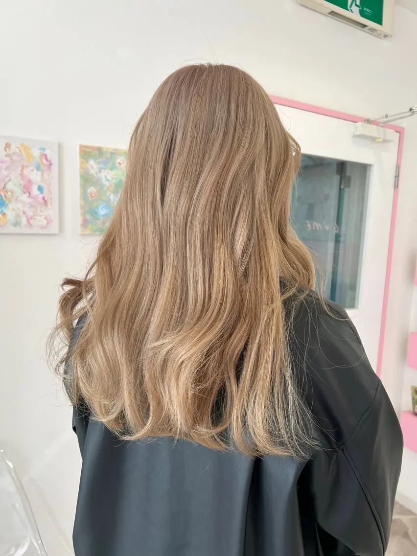 ロング ナナ♡レイヤーカット ♡似合わせカラーのヘアスタイル