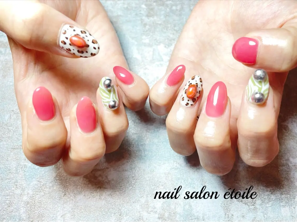 ネイル アニマル柄 アートネイル ジェルネイル 持ち込み ピンク ハンドネイル nail salon étoileのネイルデザイン
