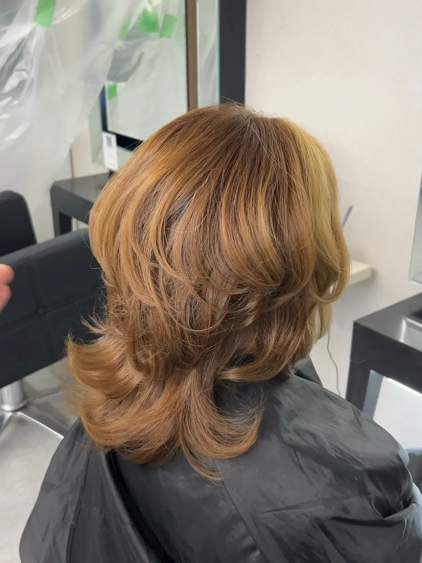 ミディアム ハッシュカット ハイレイヤー レイヤーカット ウルフカット カット トリートメント レイヤー/エクステ alpha下妻のヘアスタイル