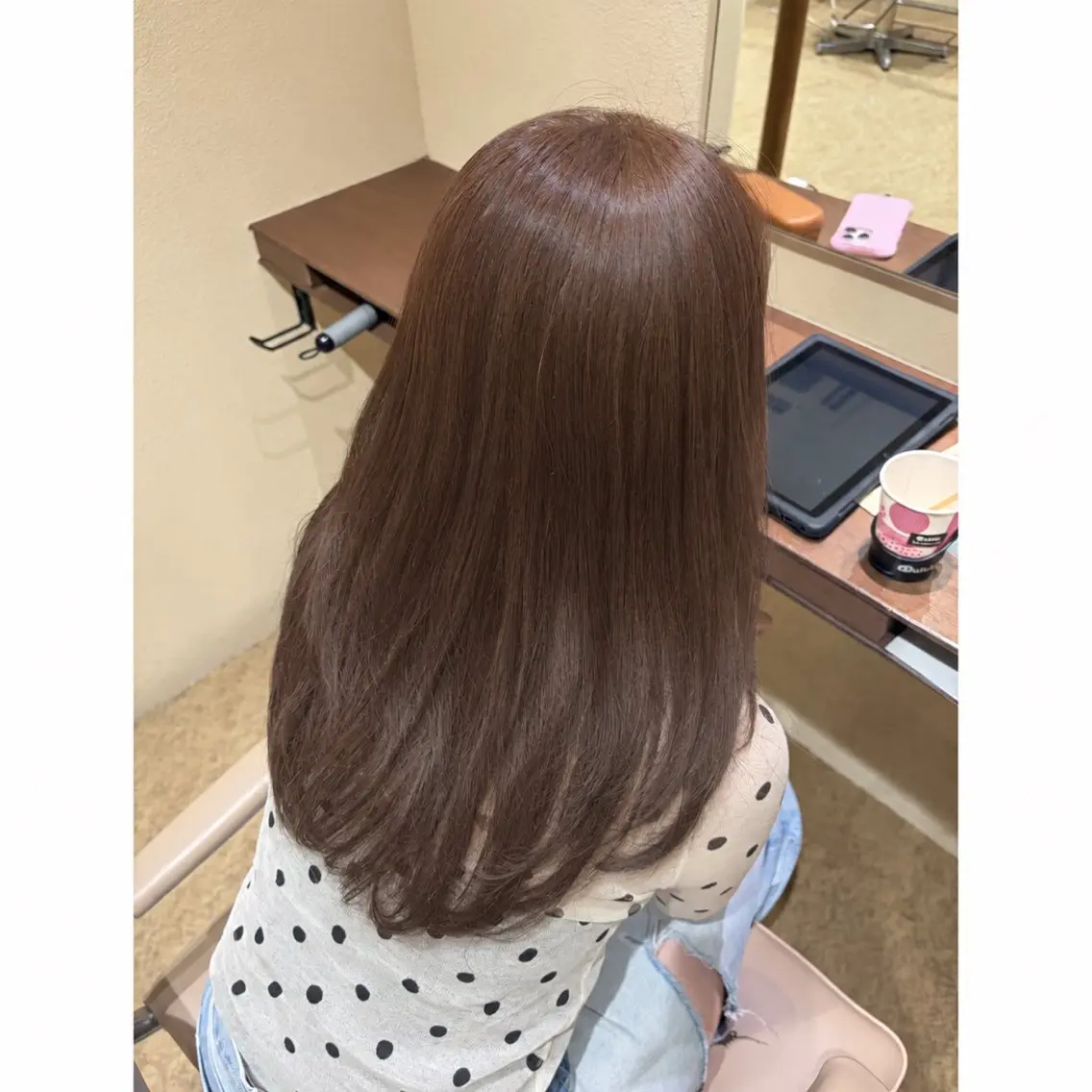 ロング 海老原 若菜のヘアスタイル