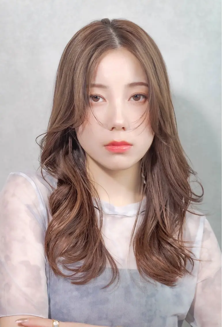 ロング [似合う小顔カット] 🪽MUNi恵比寿のヘアスタイル