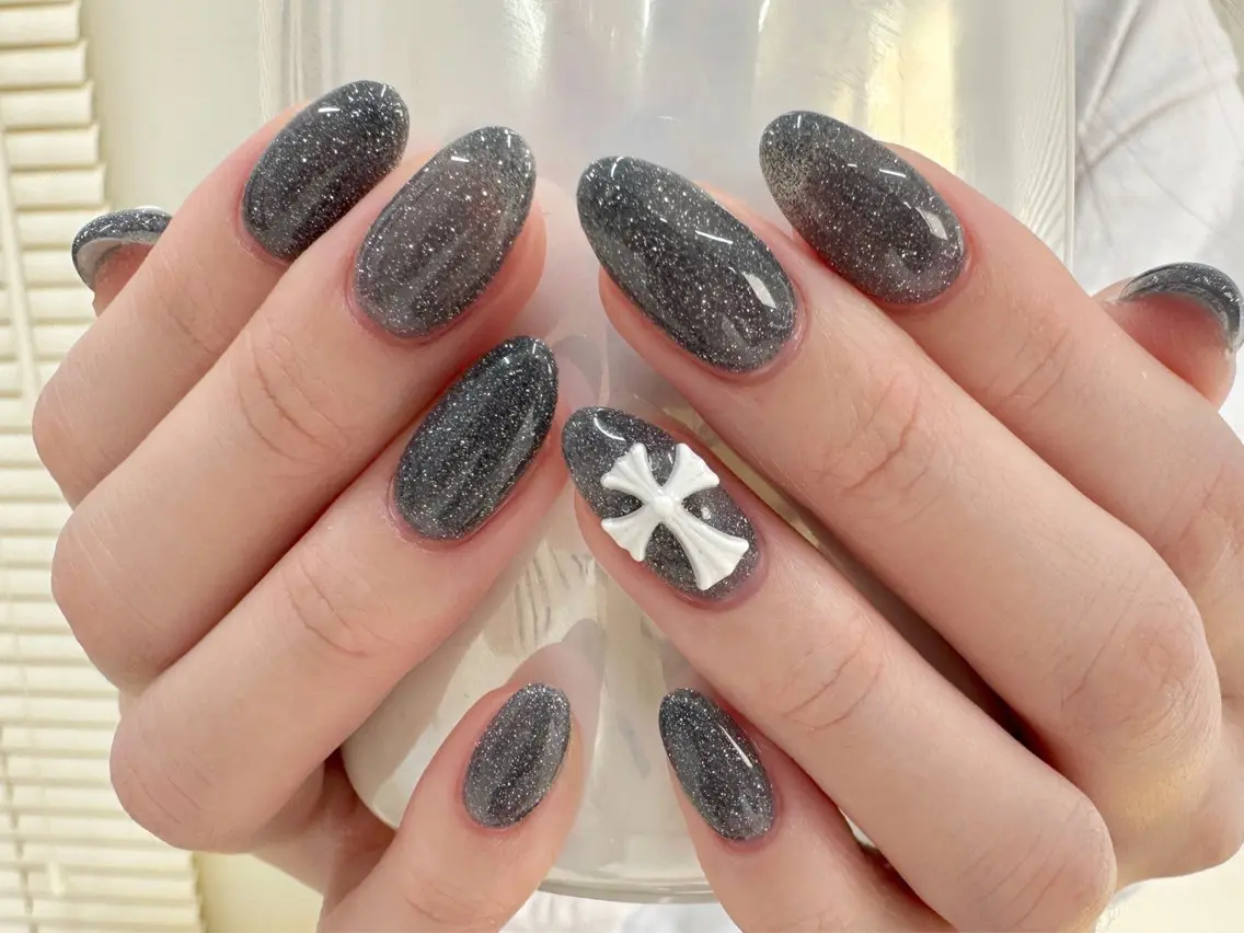 ネイル フレンチネイル キラキラネイル 韓国ネイル マグネットネイル ピンク LE REVE nailsalonのネイルデザイン