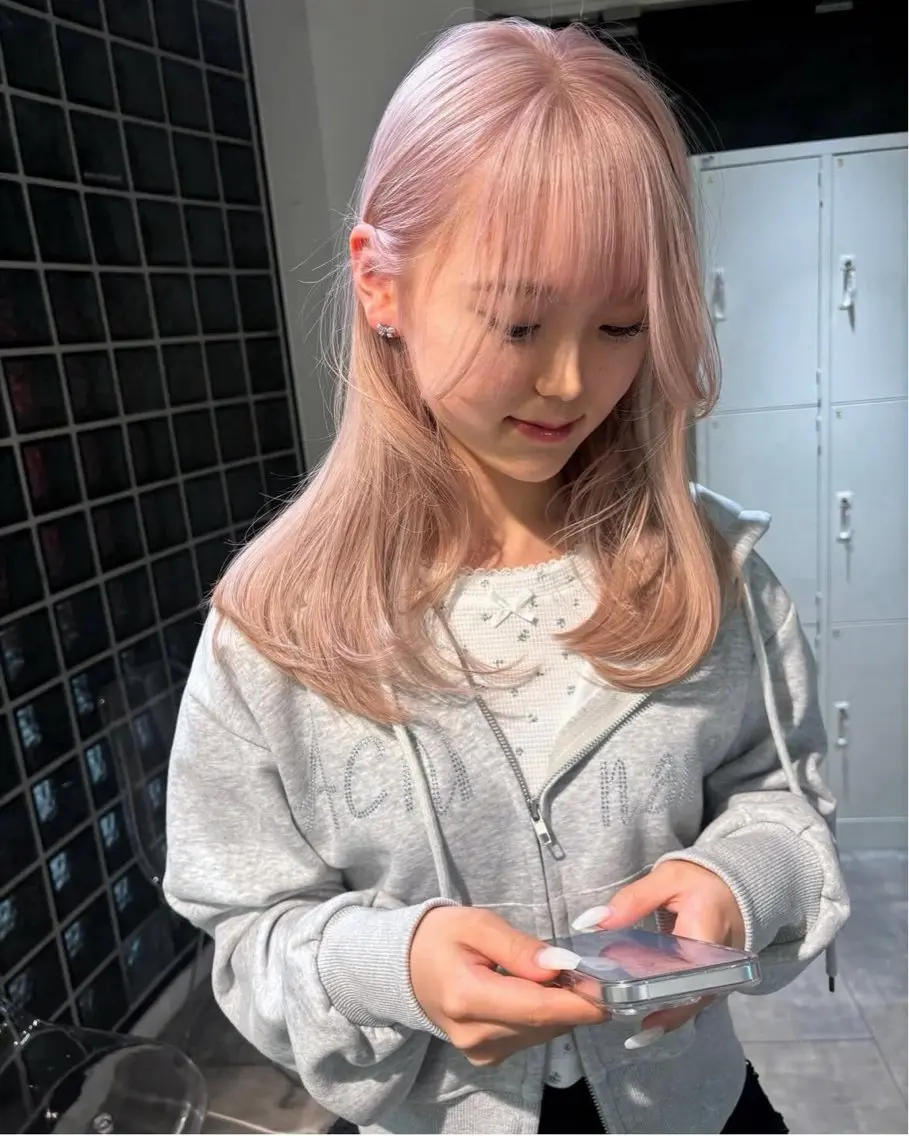ミディアム Noe🎀 梅田美容師のヘアスタイル