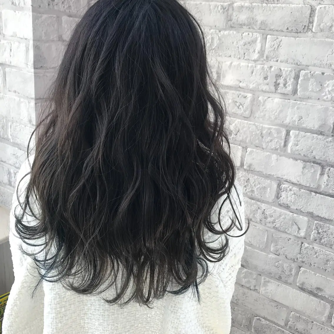 ロング カラー アッシュ アッシュグレー ヘアカラー トリートメント Oopsレイヤー 加藤澄都のヘアスタイル