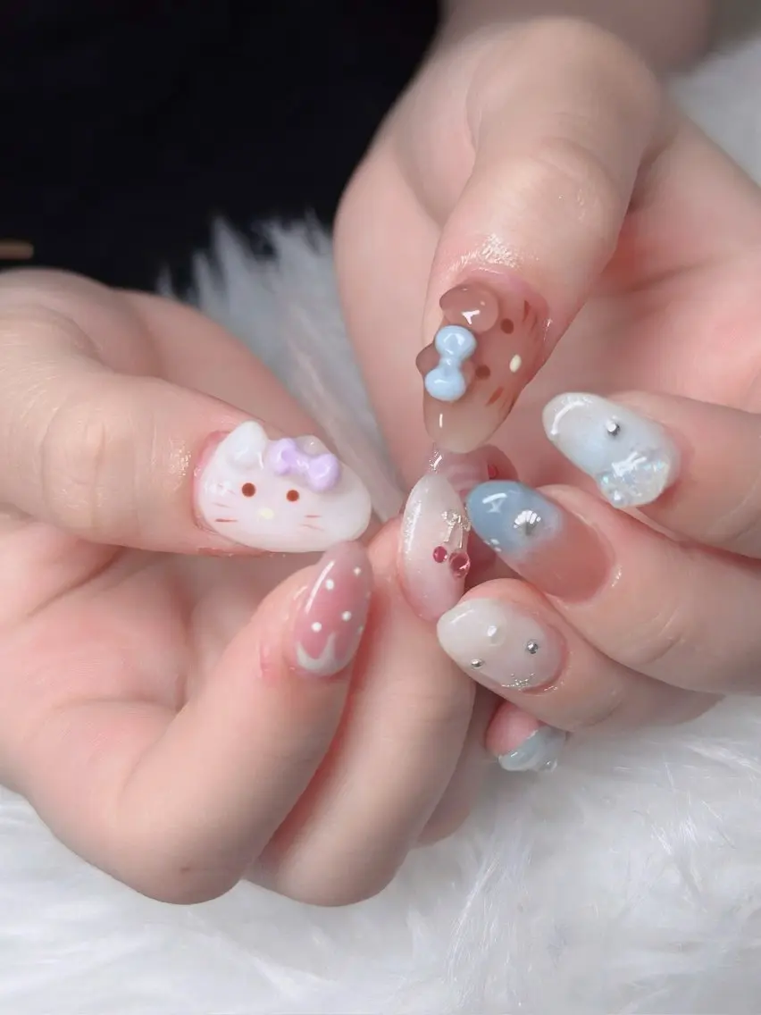 ネイル オーロラネイル フレンチネイル ジェルネイル ハロウィン 韓国ネイル ハンドネイル H.baby Nail Salonのネイルデザイン