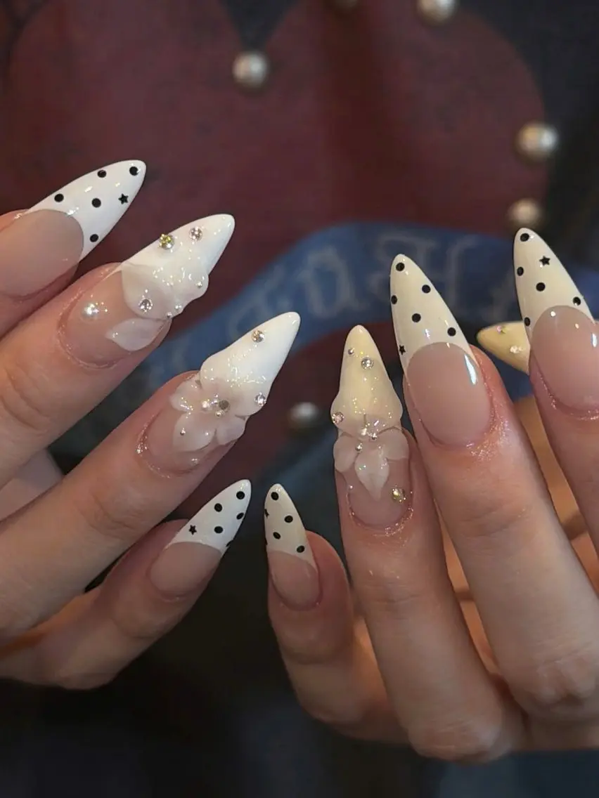 ネイル ガーリー ハート 韓国ネイル ニュアンスネイル リボン ハンドネイル Sora nail 長さ出し専門店のネイルデザイン