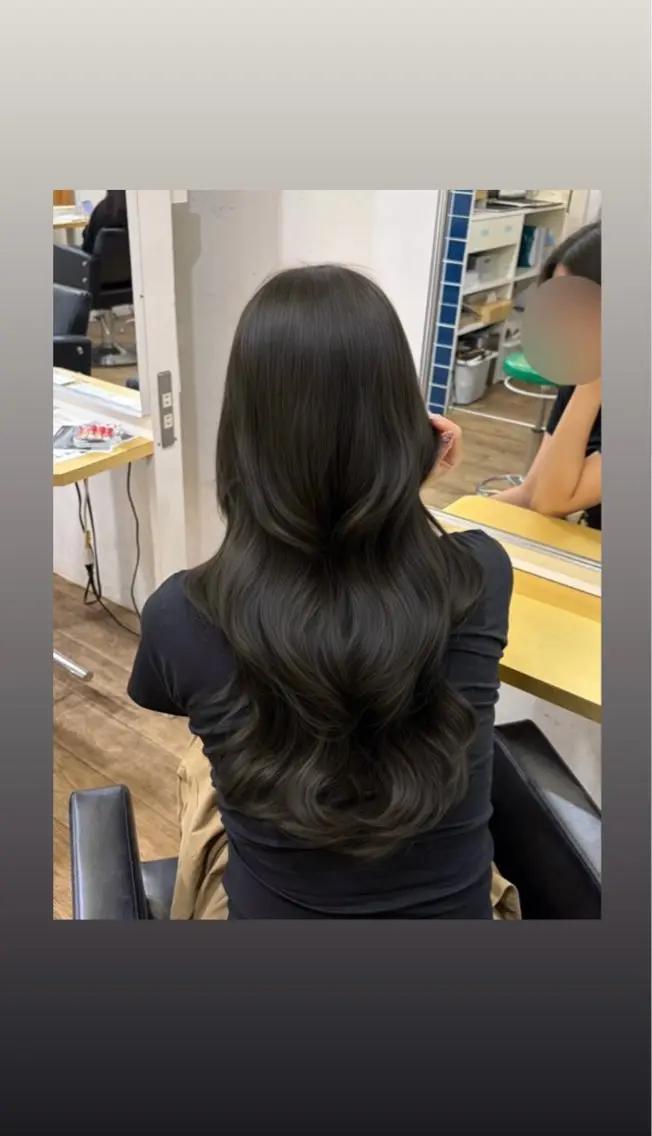 ロング カラー グレージュ オリーブグレージュ オリーブグレー 心寧🍑🤍ྀི/ 透明感colorのヘアスタイル
