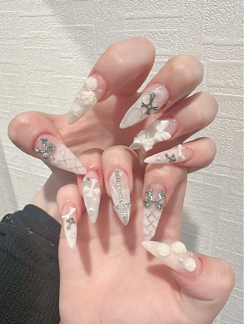 ネイル ハンドネイル Luvia Ginzaのネイルデザイン