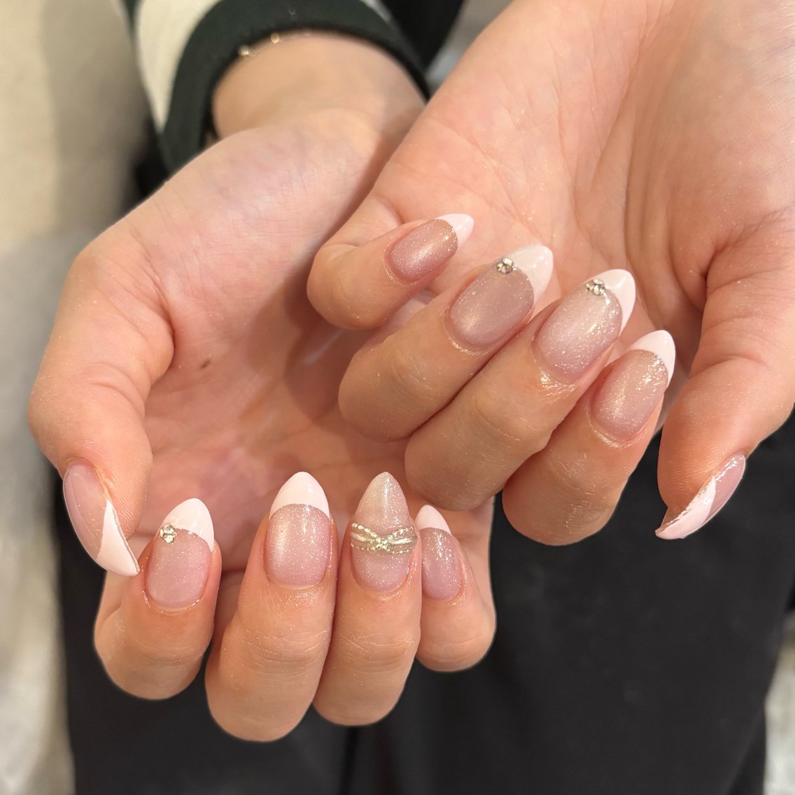 ネイル ハンドネイル 𝚊𝚢𝚊𝚗𝚊 .のネイルデザイン
