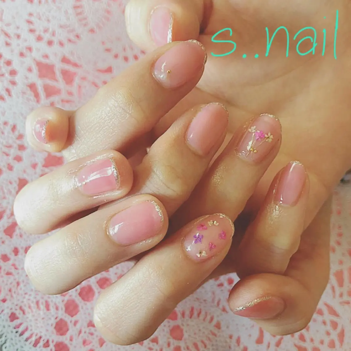 ネイル フレンチネイル ピンク シルバー ハンドネイル フットネイル s..nail / MORITAのネイルデザイン