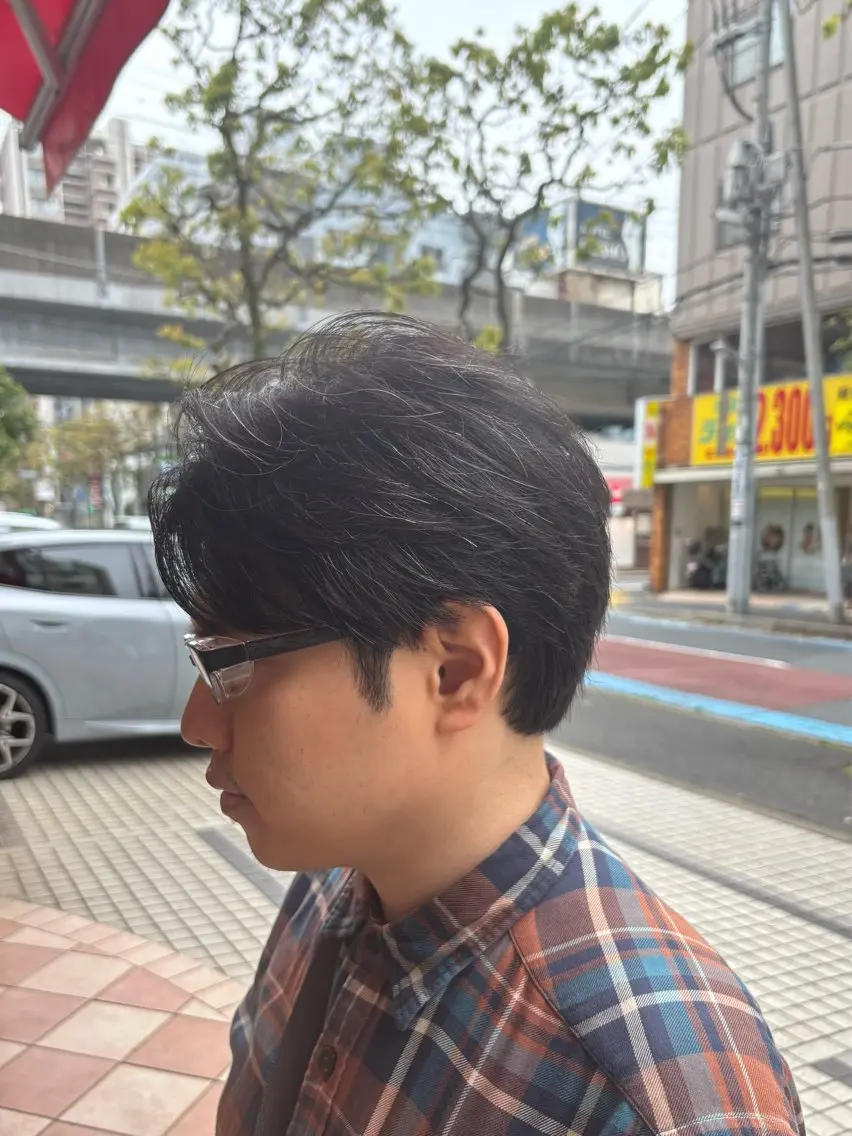 メンズ フェザーパーマ 村上俊輔のヘアスタイル
