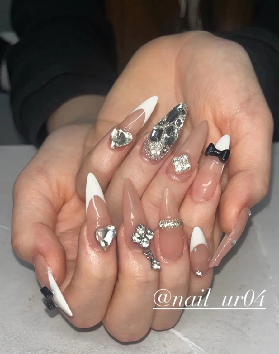 ネイル ハンドネイル Uru.Nail / CREAのネイルデザイン