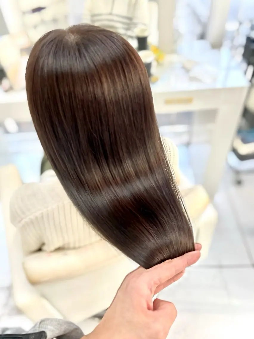 セミロング カラー カット ヘアカラー トリートメント 30代からの上質な ヘアケア 大西のヘアスタイル