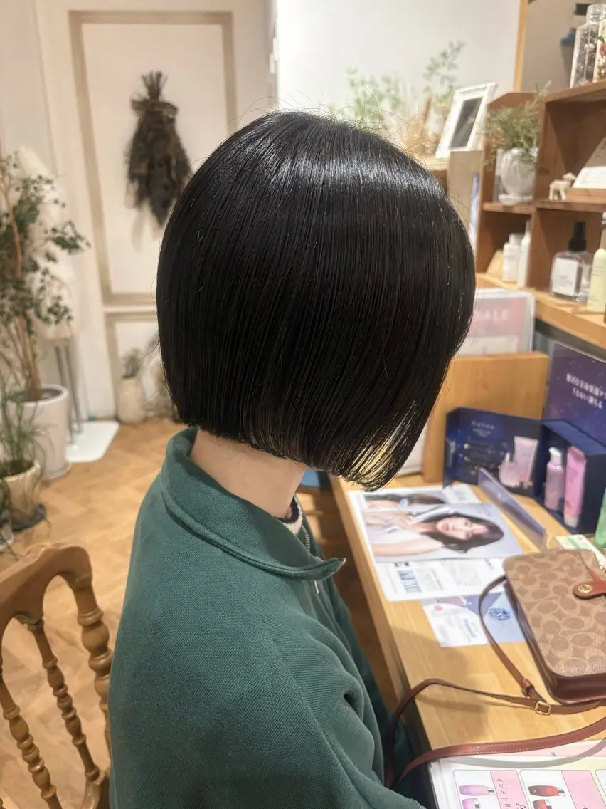 ショート ボブ カット merc.谷本 澪のヘアスタイル