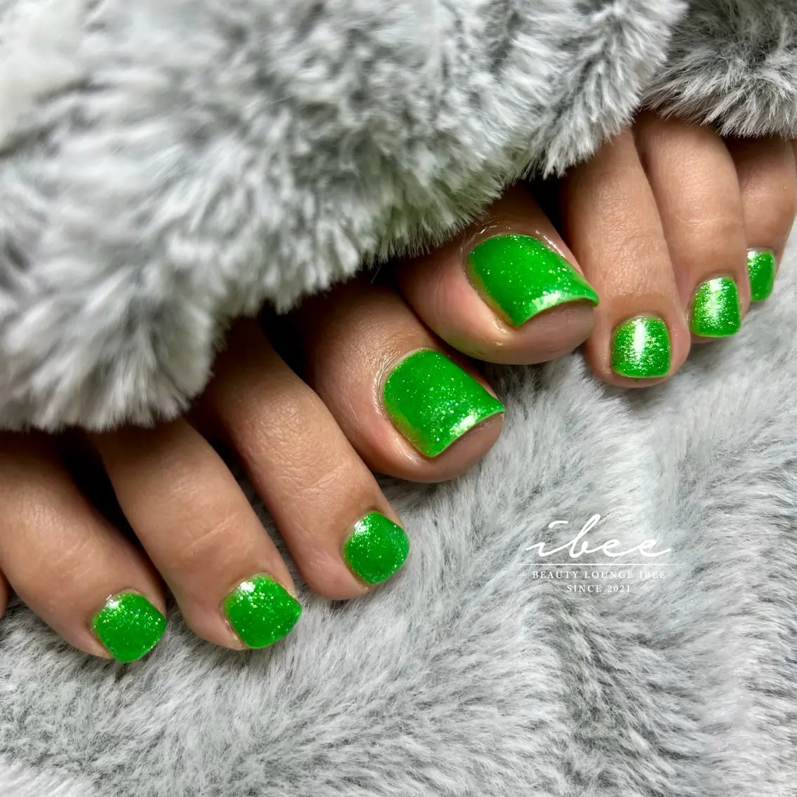 ネイル フットネイル ibee nail 🤍yumiのネイルデザイン