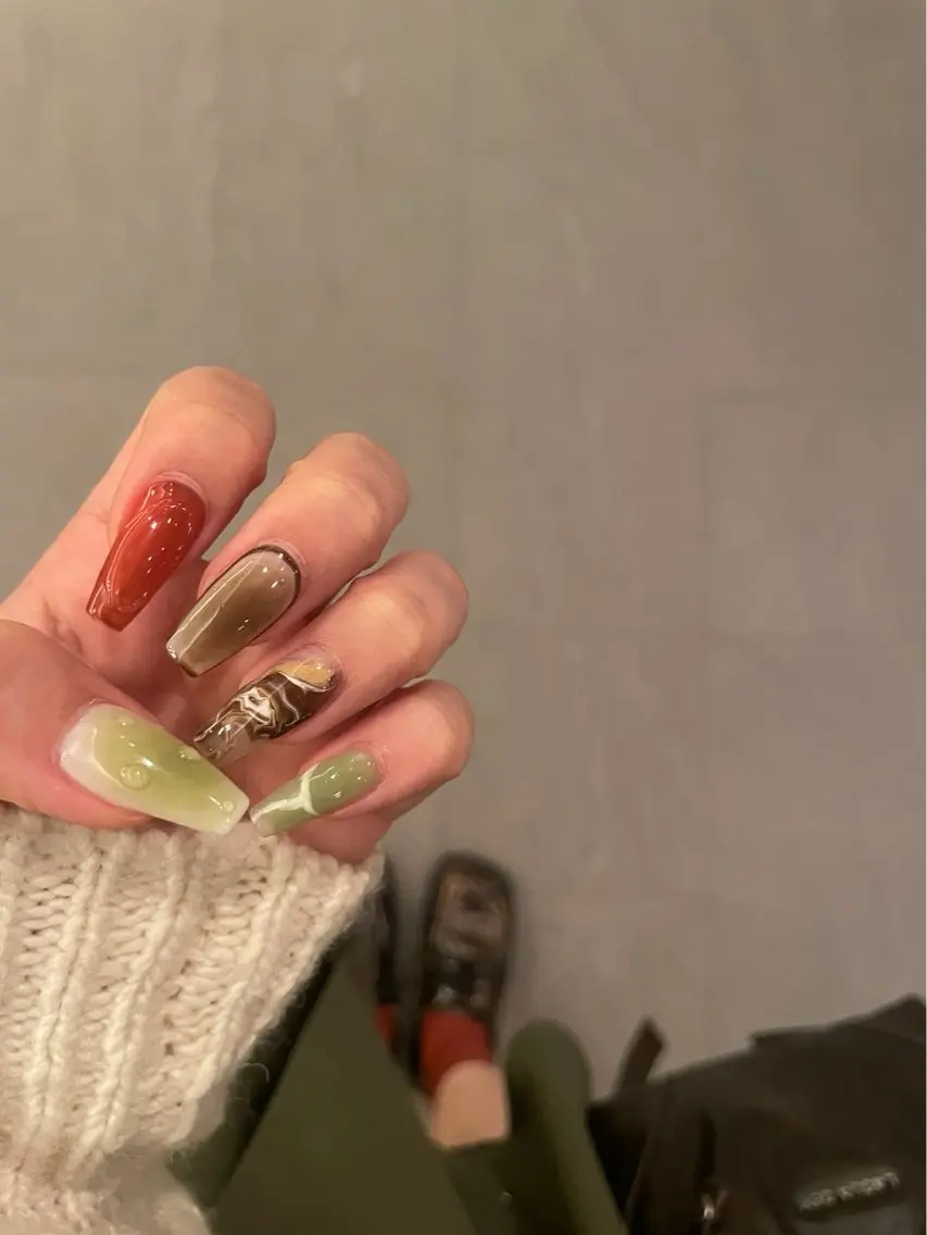 ネイル アートネイル 持ち込み シンプルネイル ハンドネイル nailsalon e'clatのネイルデザイン