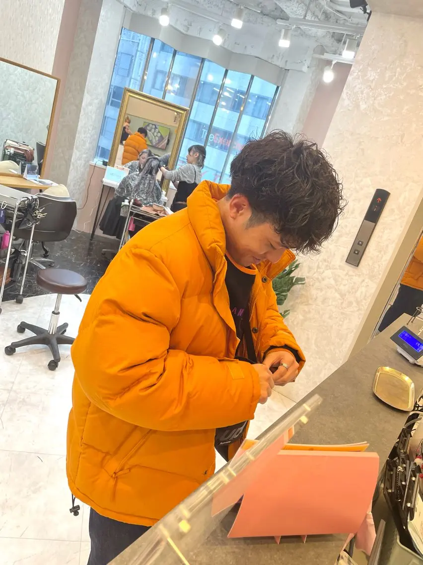 メンズ メンズパーマ カット パーマ 亀川蓮 Agu hairのヘアスタイル