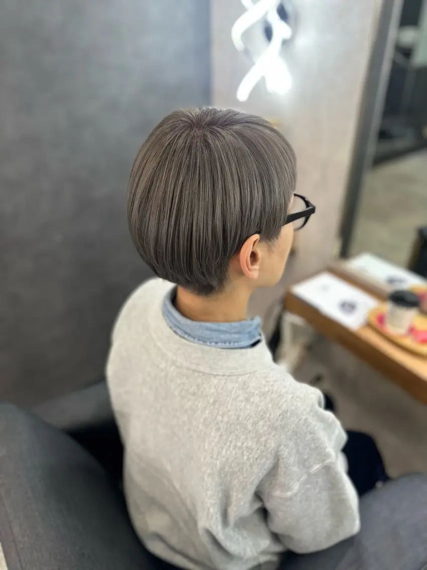 ショート MOURI CHISATOのヘアスタイル
