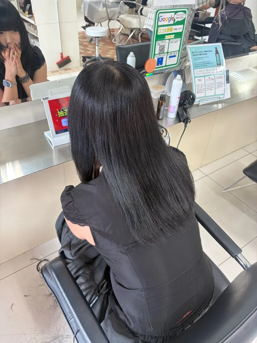 セミロング カット ヘアカラー トリートメント 髪質改善💠 韓国風うる艶/シオリのヘアスタイル