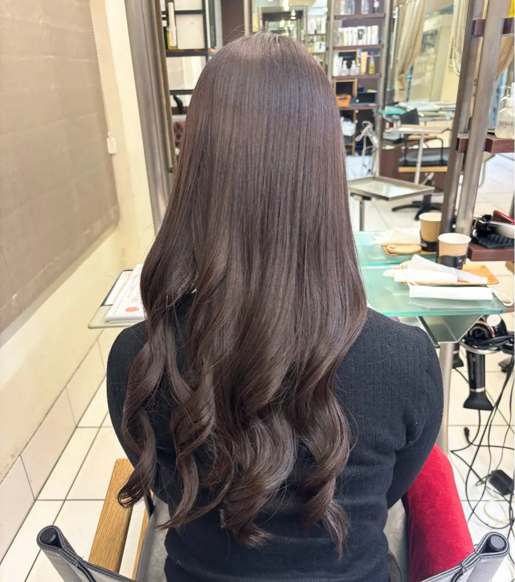 ロング ヘアカラー 透明感カラー️🫧 清水杏乃のヘアスタイル