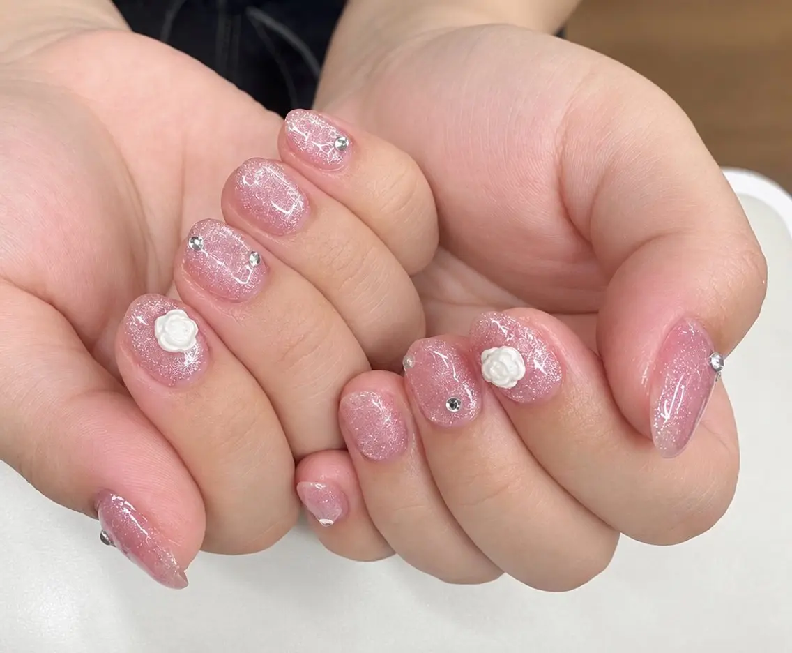 ネイル MIKA RUBY NAIL SLONのネイルデザイン