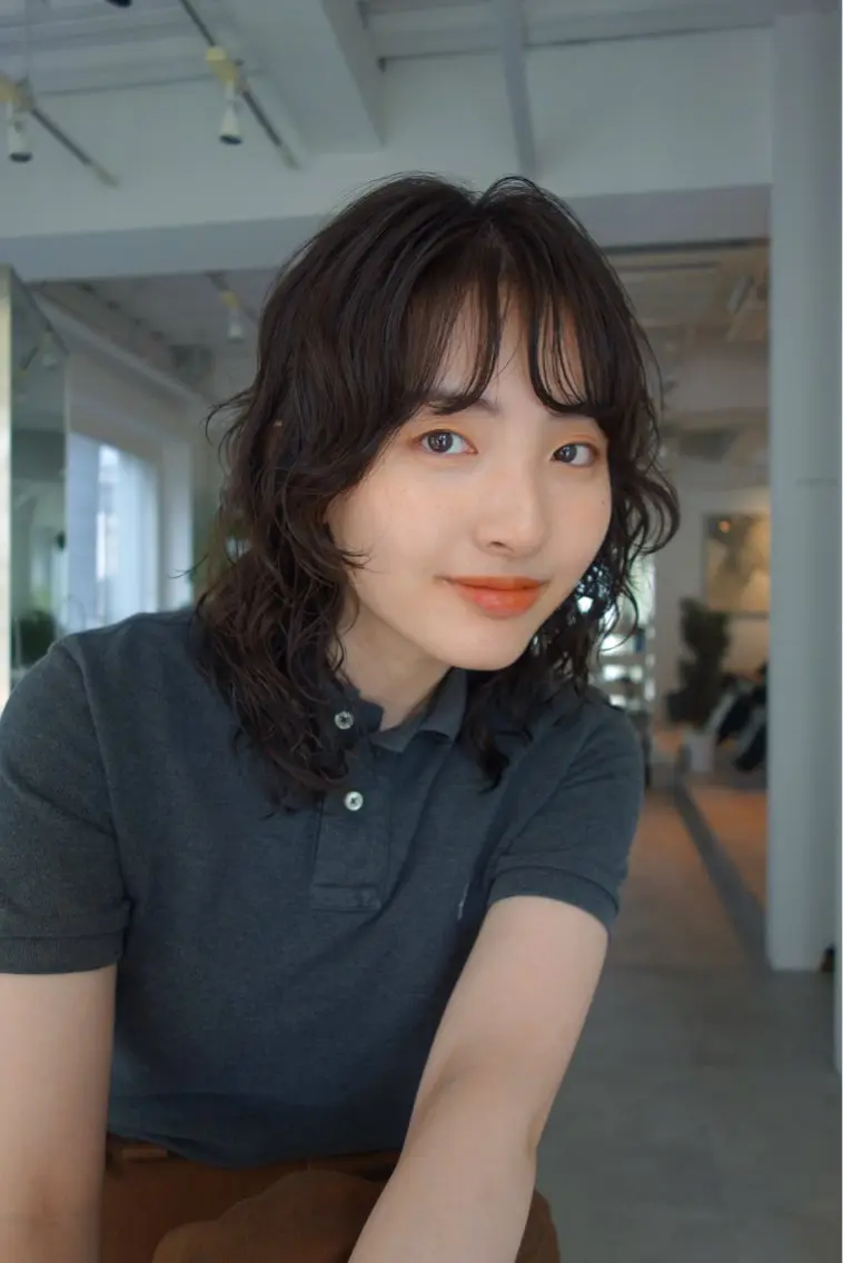 ミディアム ミディアムパーマ レイヤーカット カット パーマ 似合わせレイヤー🪄 パーマ🌀/表参道のヘアスタイル