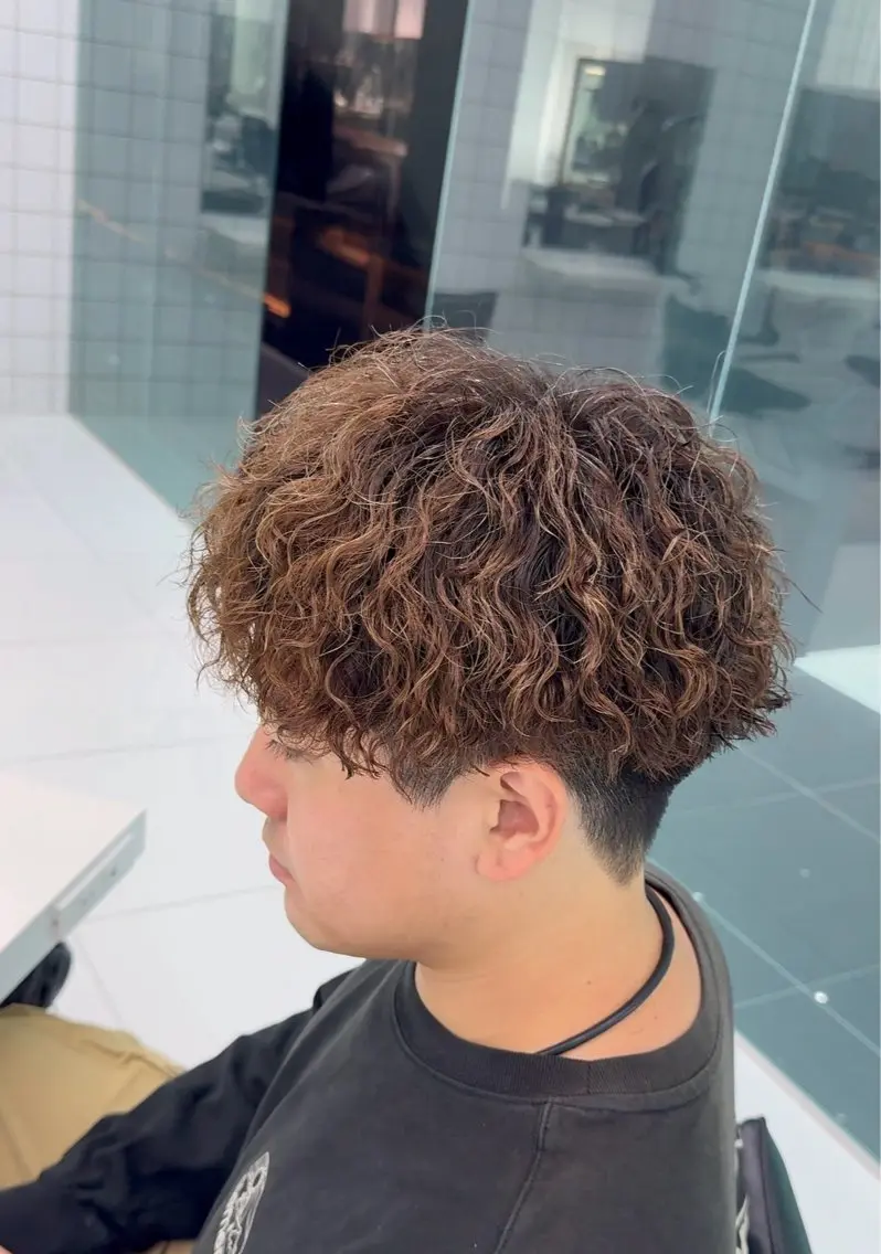 パーマ メンズ マッシュ メンズパーマ 波巻きパーマ パーマ メンズパーマ/ メッシュ/宗形建哉のヘアスタイル