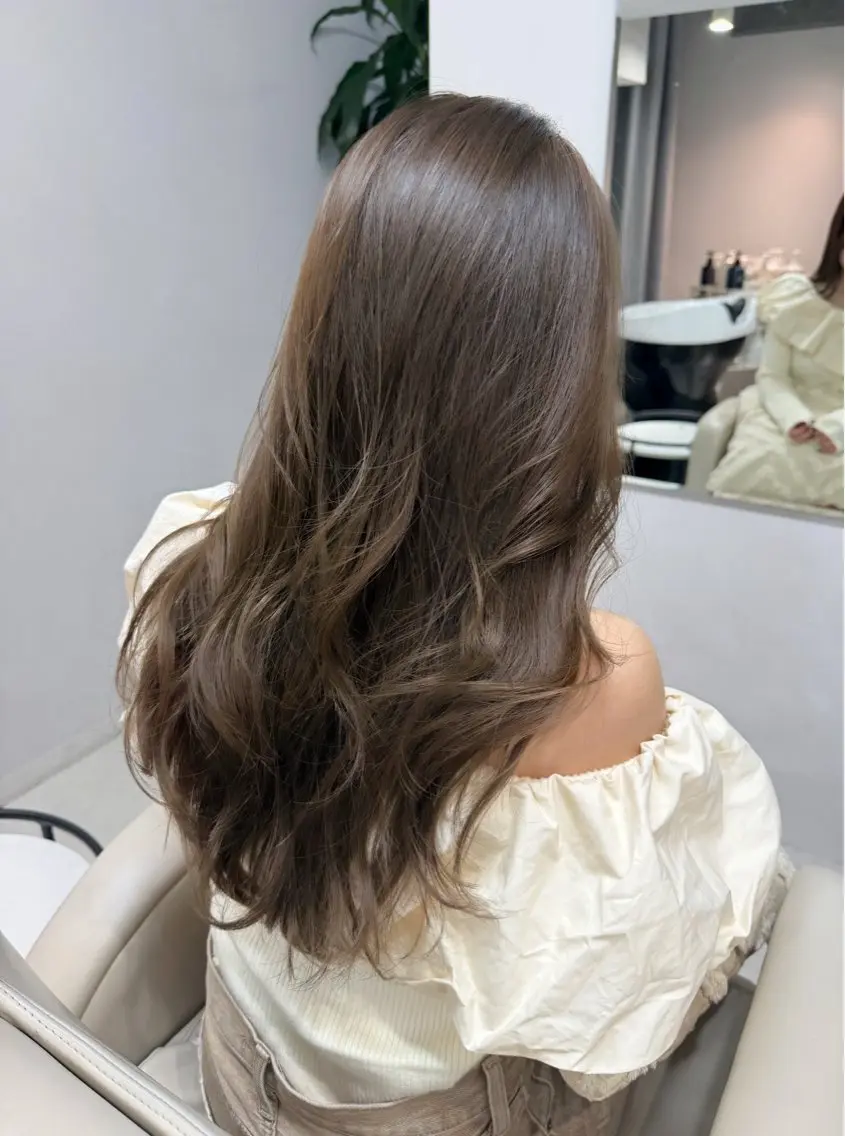 ロング カラー ベージュカラー カット ヘアカラー トリートメント 透けヘア/艶ベージュ ヘアセット/nagiのヘアスタイル