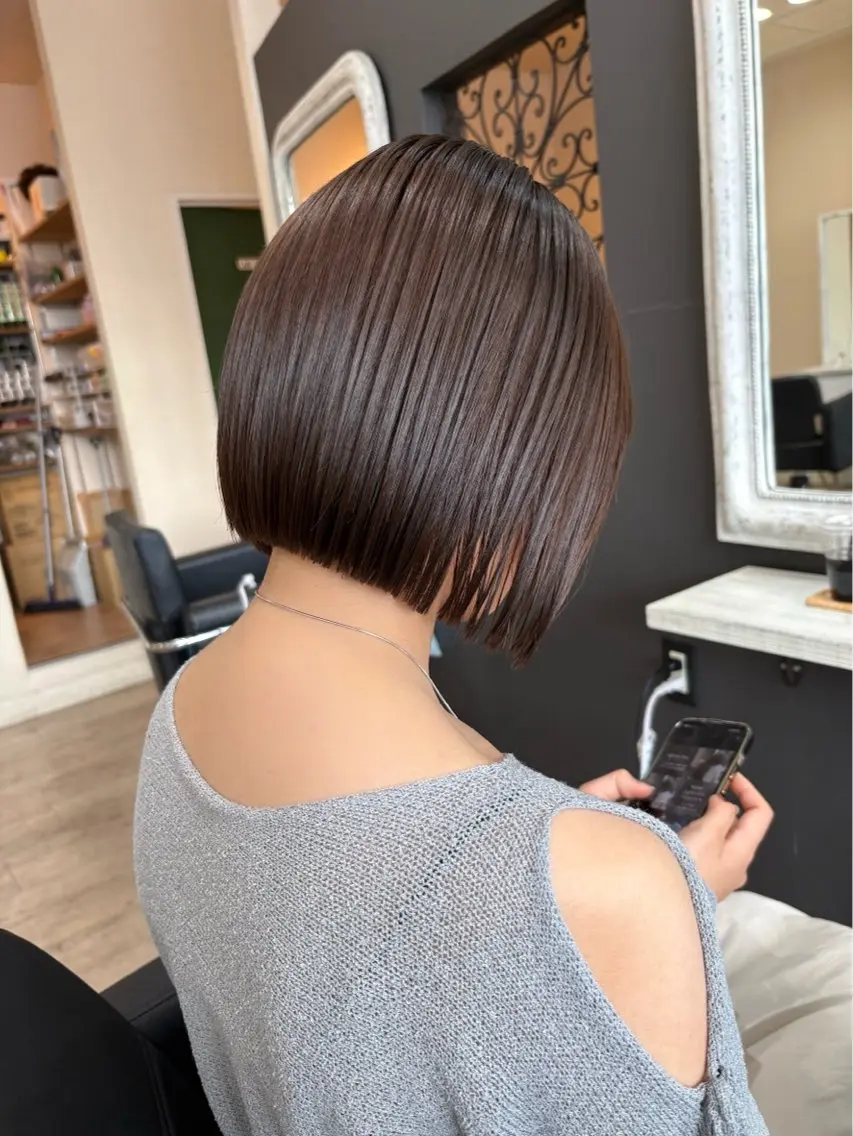 ショート カラー YURA hairのヘアスタイル