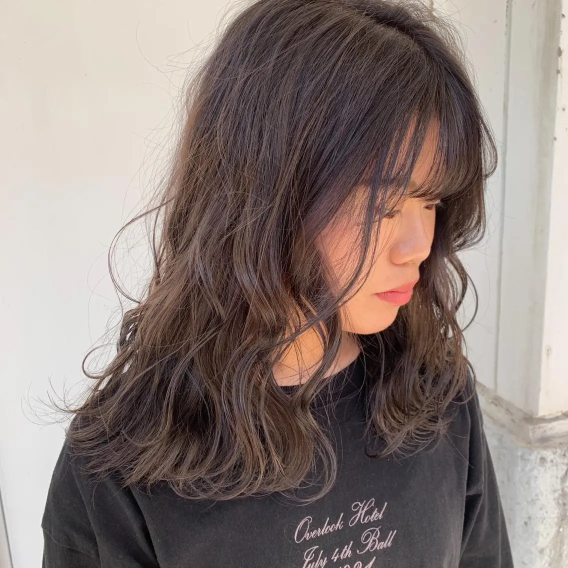 セミロング カラー ブリーチ ブルーカラー ブルージュ ヘアカラー m ā l o.🌷 サカモトマイコのヘアスタイル