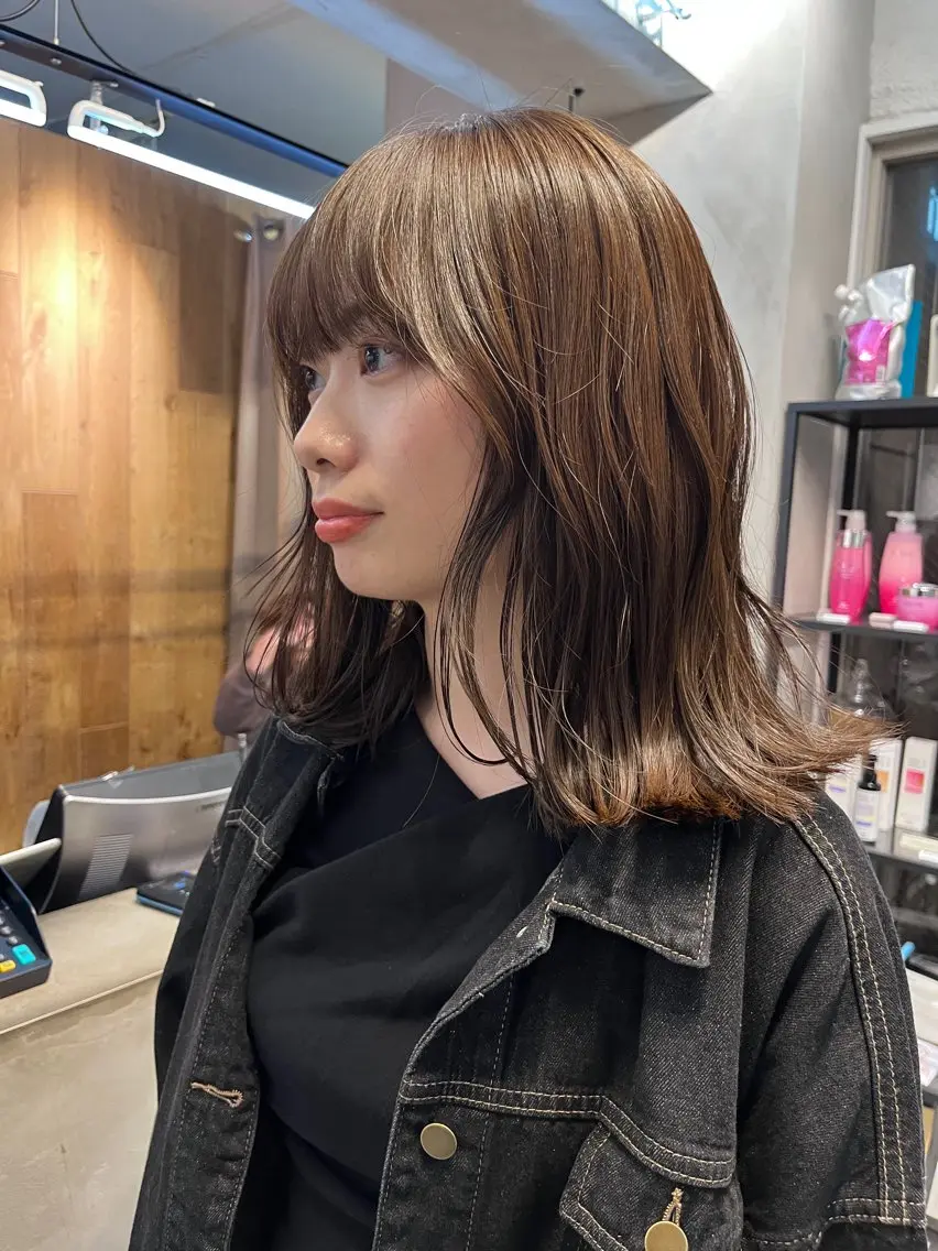 ミディアム カラー 透明感カラー カット トリートメント 赤み消しカラー/ ナチュラル/トモキのヘアスタイル