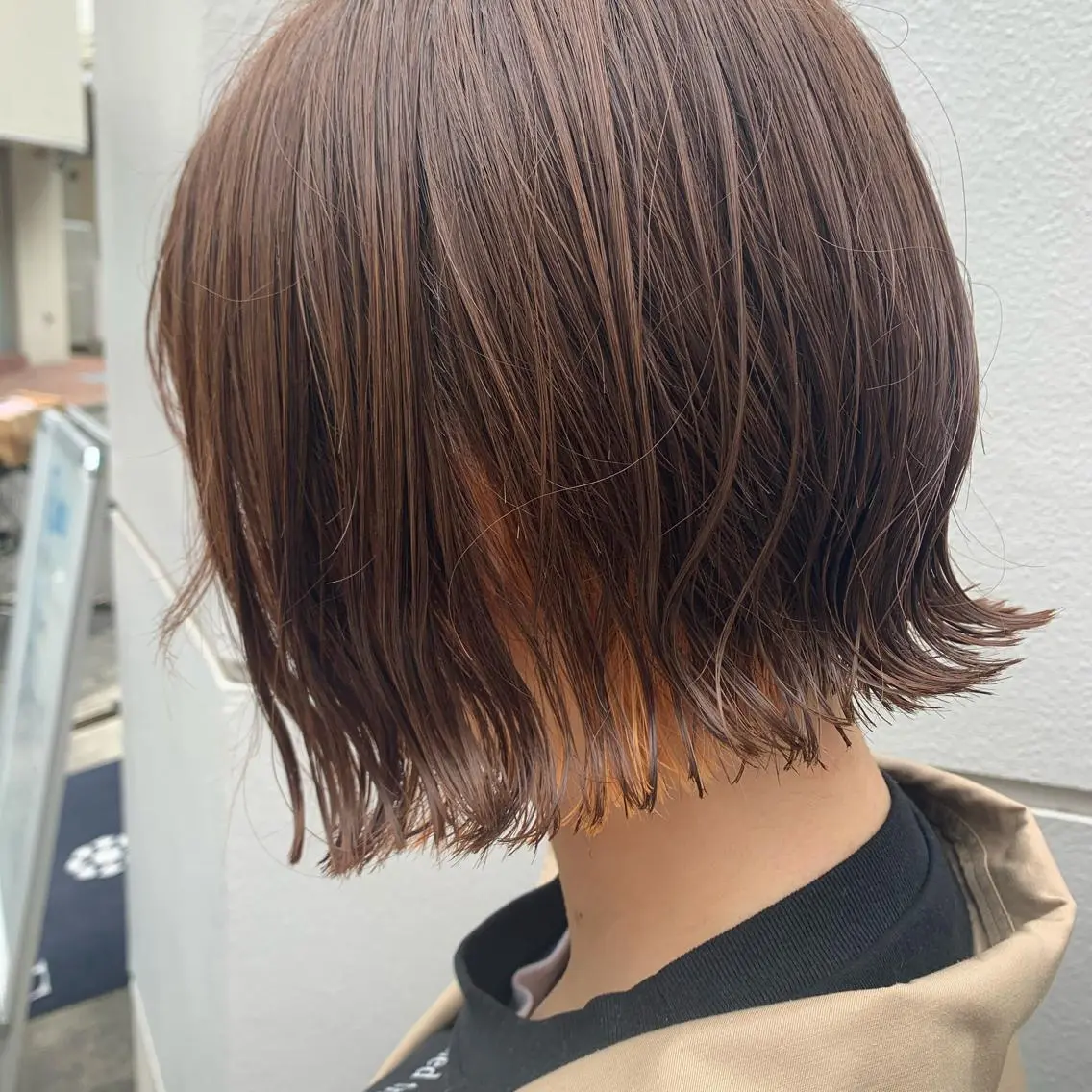 ショート カラー ヘアアレンジ サナ🌱 切りっぱなしボブのヘアスタイル