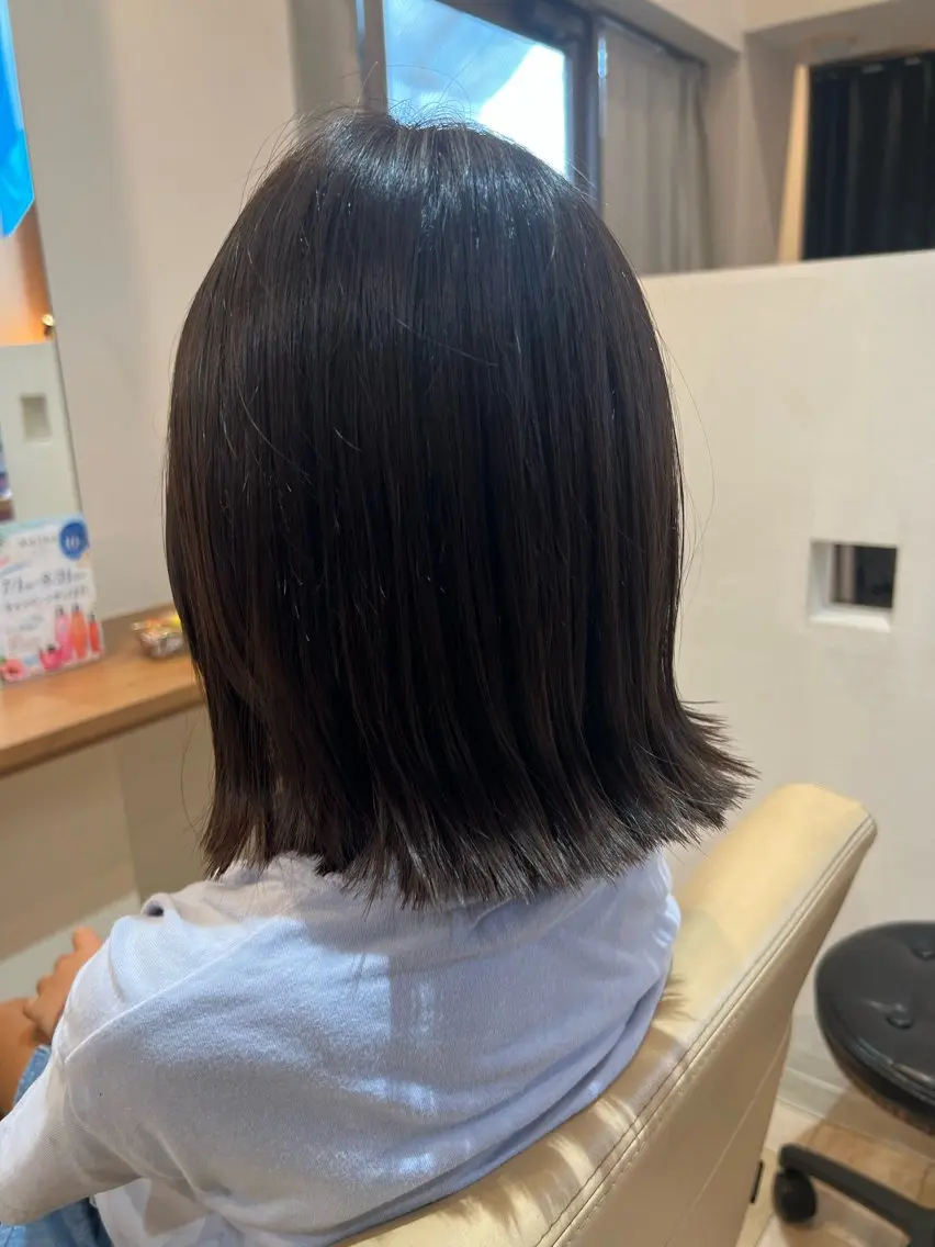 ミディアム カット cyan Amiのヘアスタイル