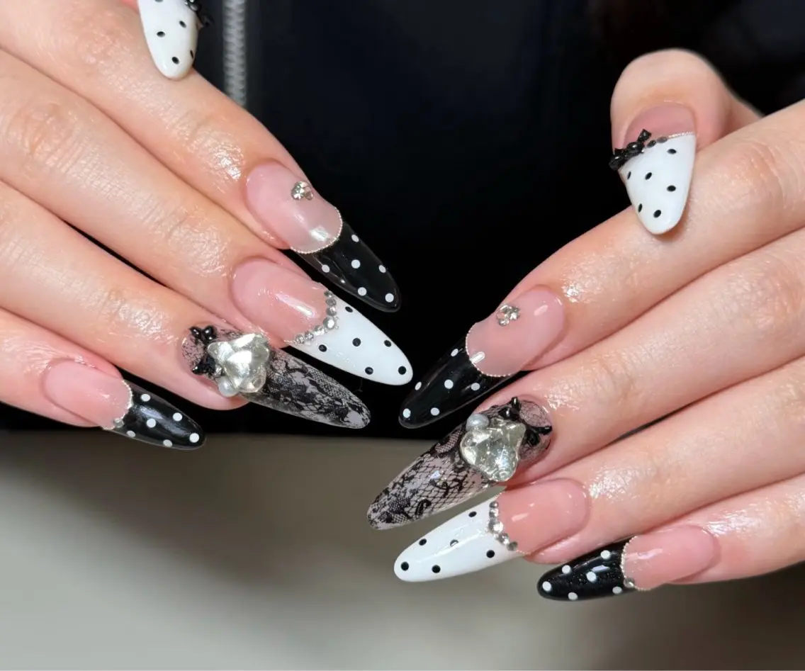 ネイル ハンドネイル WO MIAO💎のネイルデザイン