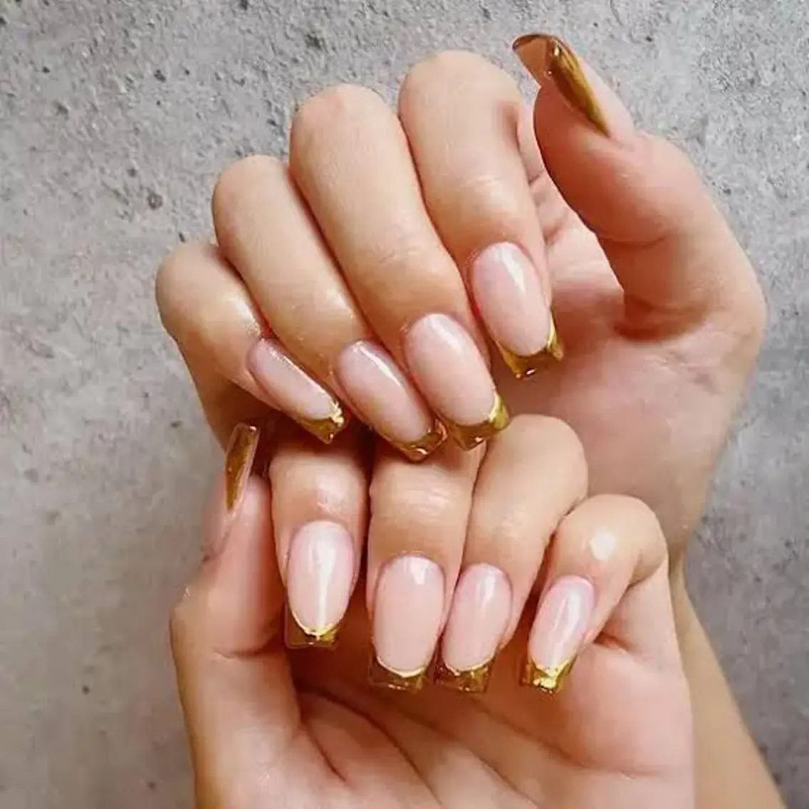 ネイル フレンチネイル ミラーネイル ハンドネイル Nail salon Nuit(ニュイ)のネイルデザイン
