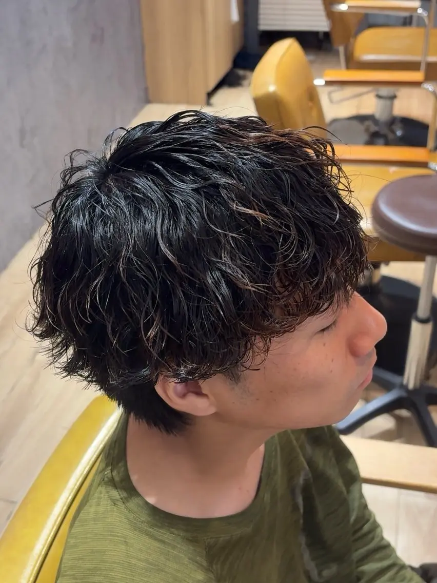 パーマ メンズ カット パーマ メンズカット/センタ ーパート /マミヤのヘアスタイル