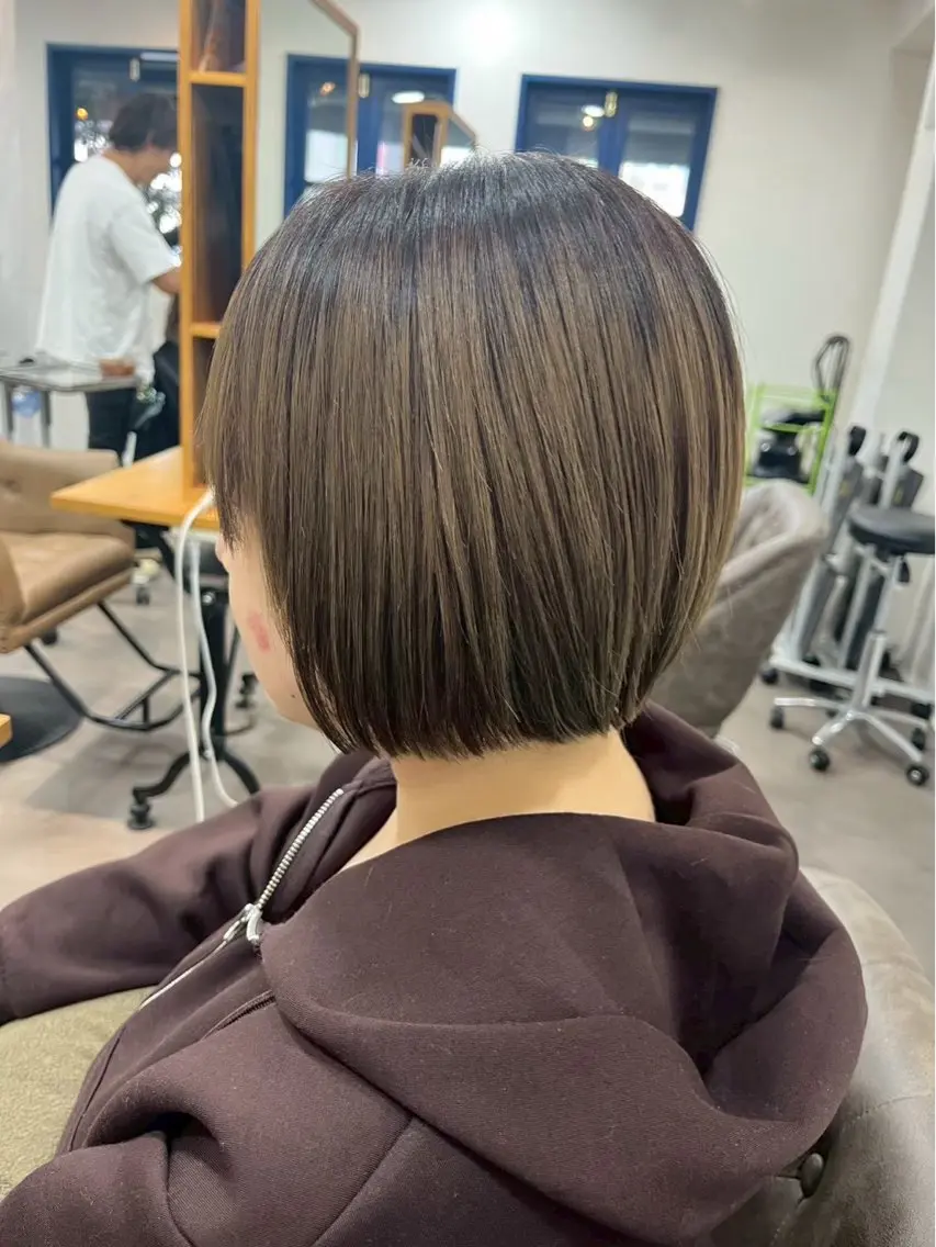 ショート カット 縮毛矯正🌟カラー╱ ╱いいじまのヘアスタイル