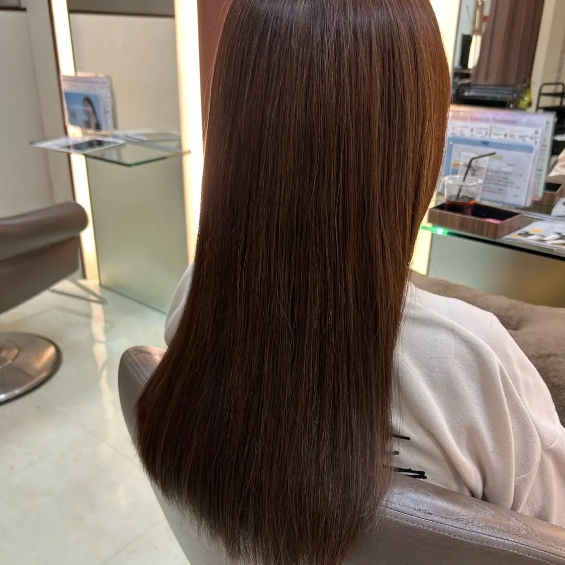 ロング 髪質改善 縮毛矯正 カット 縮毛矯正 髪質改善|レイヤー| 三宅星哉のヘアスタイル