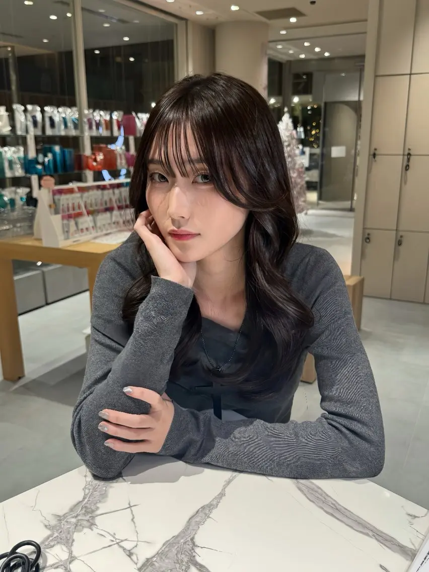 セミロング 菊地 純哉のヘアスタイル